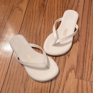 Kids TKEES white leather flip flops sz. EUR 25 / 26  US 7 / 8